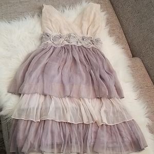 Cream/lilac dress